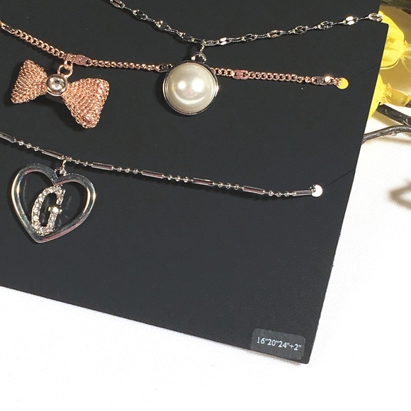 3/$30! GUESS Layered Necklace Pearl & Bow - Picture 5 of 7